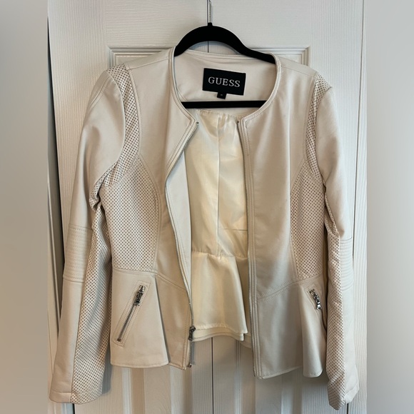 Guess white leather peplum jacket *new w/o tags - Picture 2 of 8